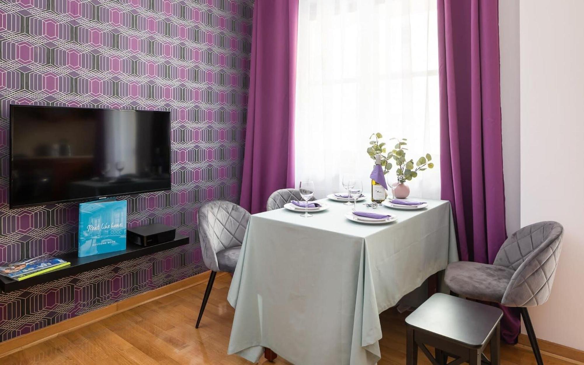 Elektoralna 12A - Colorful Apartment With Balcony By Noclegi Renters Varşovia Exterior foto